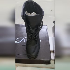 Womens boots